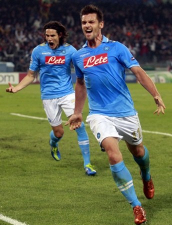 与伤病阴影 与伤病阴影